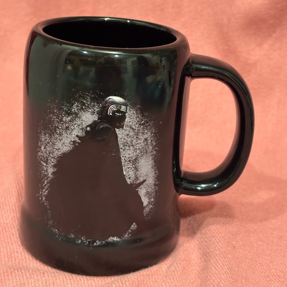 Star Wars mug saber glows with warm fluid 5” tall - Picture 2 of 6